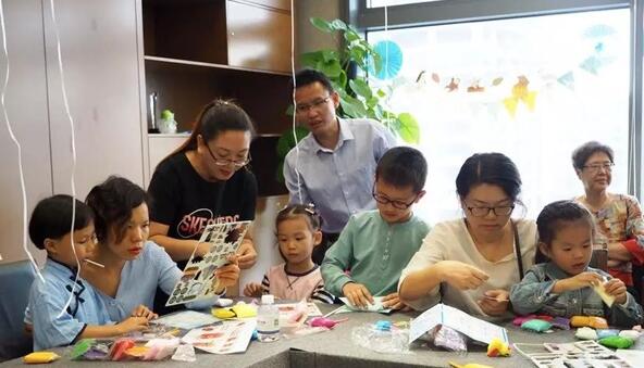 為了孩子的獎(jiǎng)品，全家一起出動(dòng)！