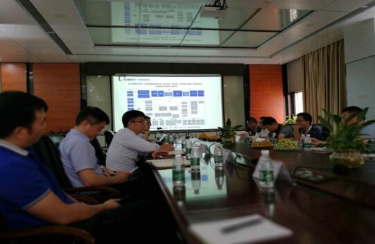 捷順科技副總經(jīng)理李然做溝通解答