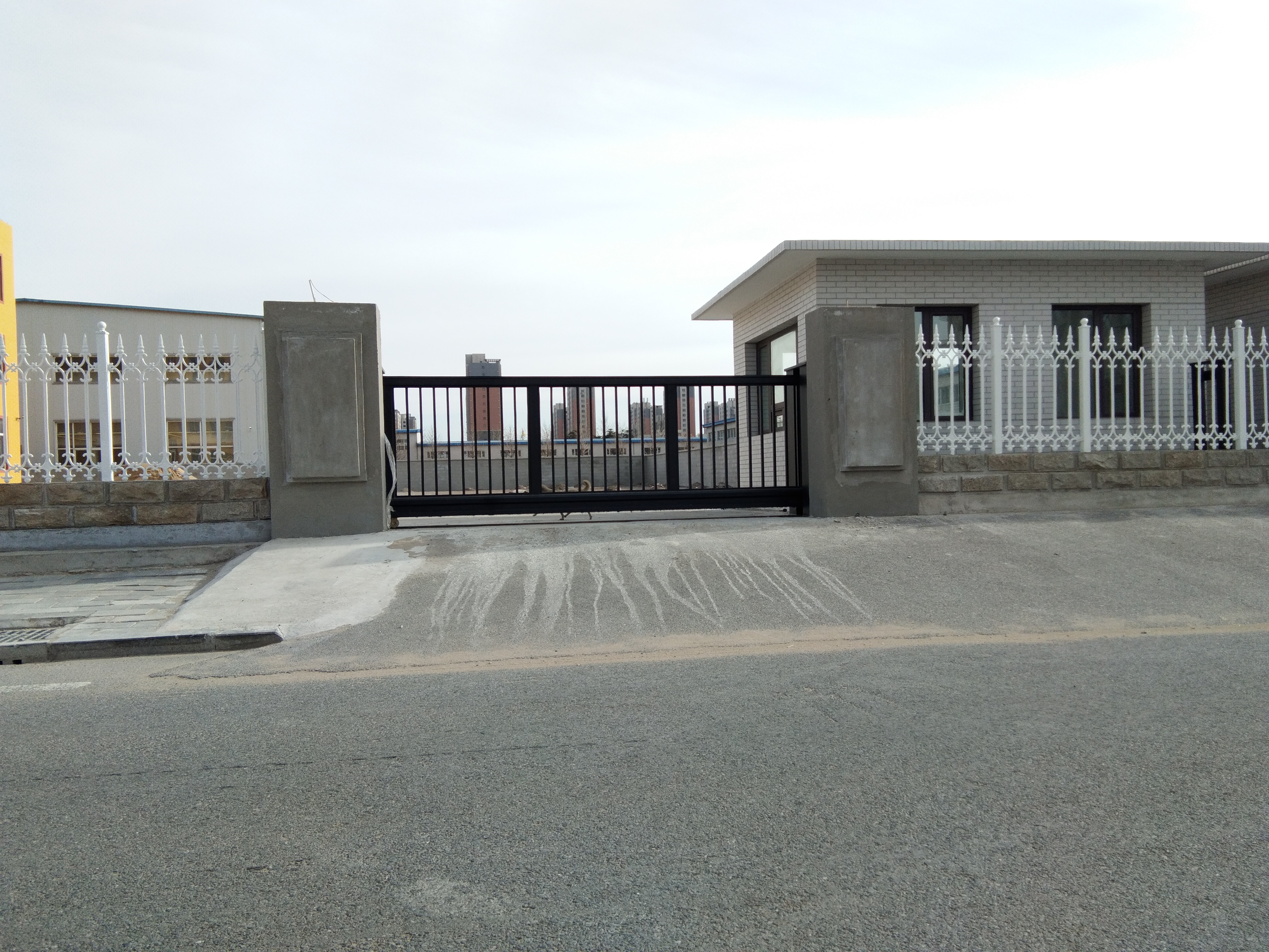 甘井子區(qū)泉水街道欣榮自動(dòng)門經(jīng)銷處