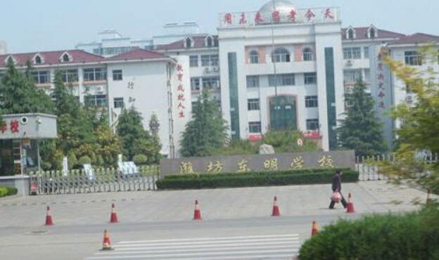 濰坊出安智能伸縮門點綴濰坊東明學校