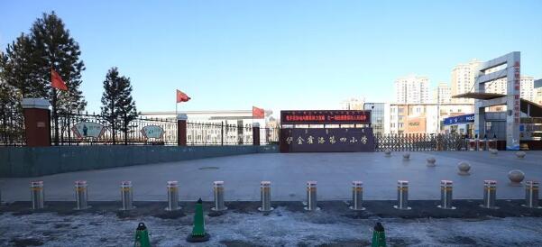 430根自動升降防撞柱進(jìn)駐鄂爾多斯市23所中小學(xué)幼兒園