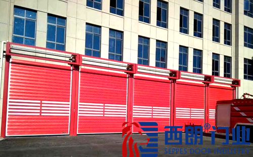 南通瞬間開啟的消防站硬質(zhì)快速卷簾門