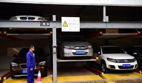 曲靖老舊城區(qū)停車改造怎能少了垂直循環(huán)立體車庫(kù)