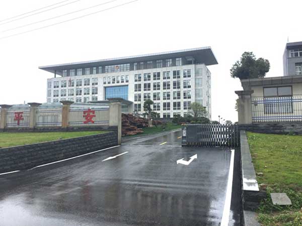 慶賀孝感出安智能電動(dòng)伸縮門進(jìn)駐孝感蘄春縣檢察院