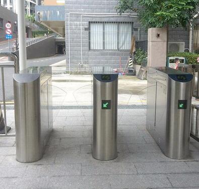 孝感門禁人行通道閘改善用戶對傳統(tǒng)門禁的體驗(yàn)