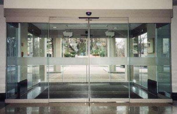 小心使得萬年船 邵陽玻璃感應自動門安裝看點