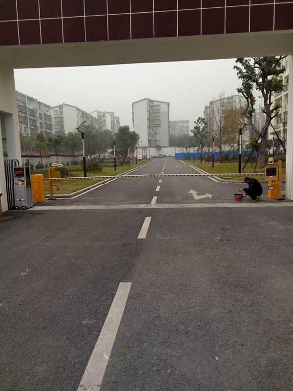 慶賀瀘州出安智能車牌識別系統(tǒng)進(jìn)駐四川省納溪供電有限責(zé)任公司