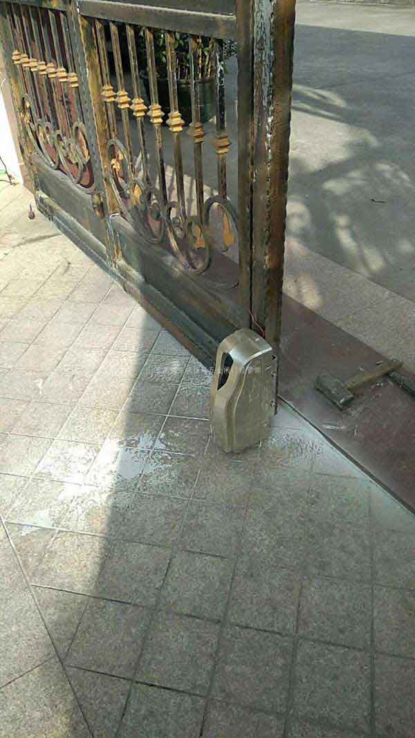 熱烈祝賀十堰出安智能開門機進(jìn)駐十堰祥安東城國際花園