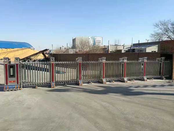 慶賀池州出安智能伸縮門(mén)進(jìn)駐池州海螺水泥有限公司